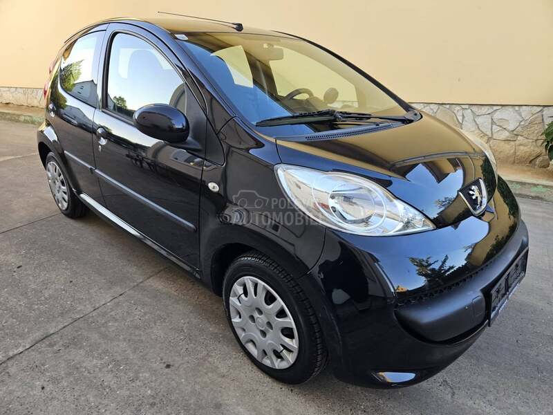 Peugeot 107 N A V I G A C I J A