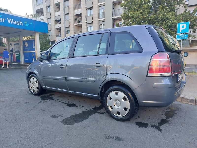 Opel Zafira 