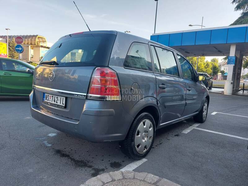 Opel Zafira 