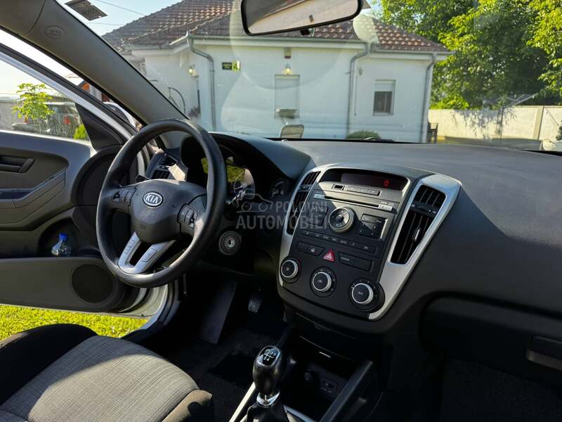 Kia cee`d 