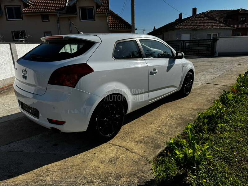 Kia cee`d 