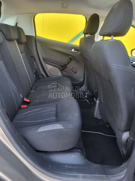 Peugeot 208 ZA TRG.OVCE/TO.P CEN