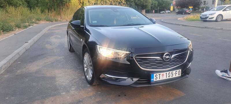 Opel Insignia 