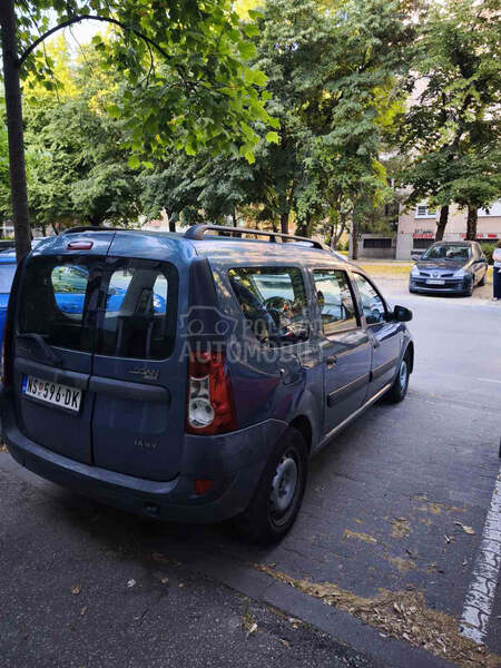 Dacia Logan 