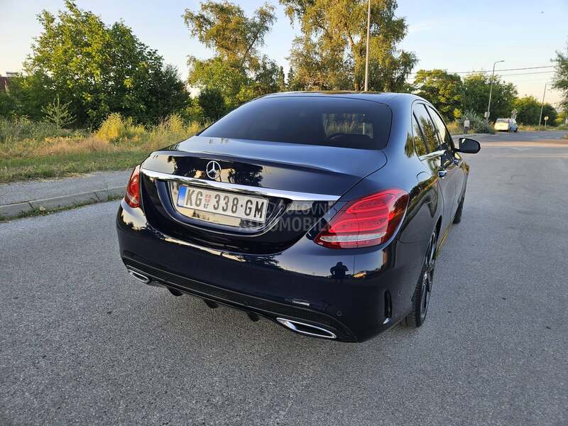Mercedes Benz C 220 AMG