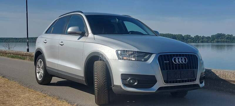 Audi Q3 2.0tdiConfort Quatro