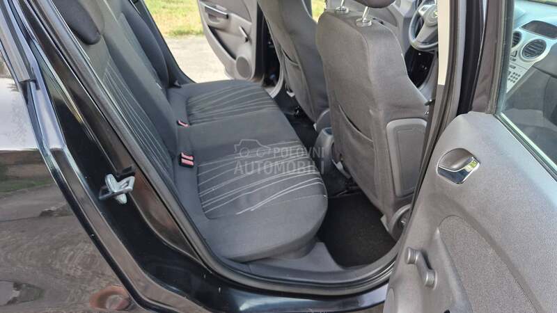 Opel Corsa D 1.2 TNG