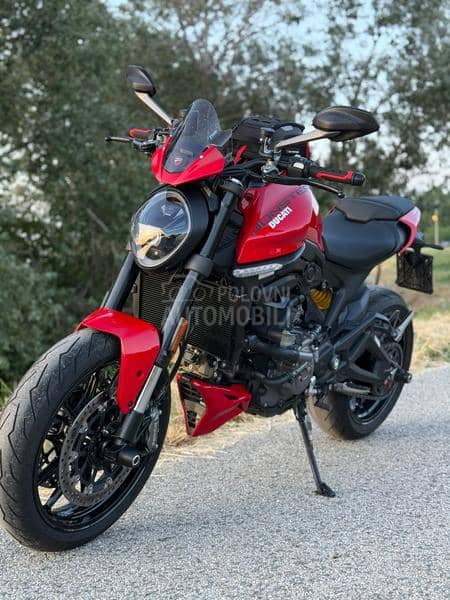 Ducati monster plus