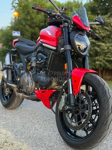 Ducati monster plus