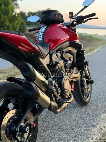Ducati monster plus