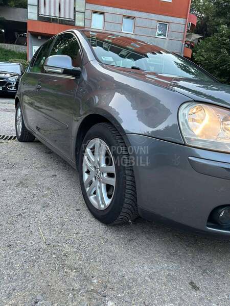 Volkswagen Golf 5 