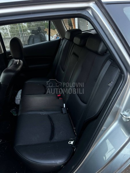 Mazda 6 2.2 2012. god. -  kompletan auto u delovima