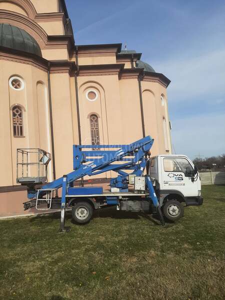 Nissan Cabstar