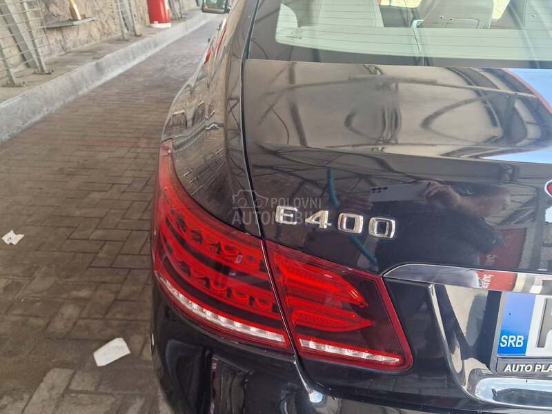 Mercedes Benz E 400 AMG