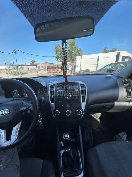 Kia pro_cee`d 1.6