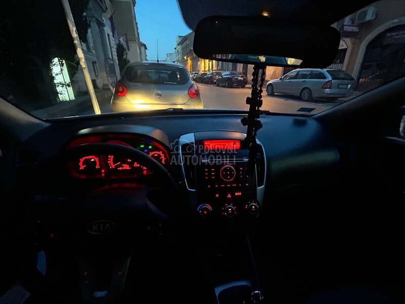 Kia pro_cee`d 1.6