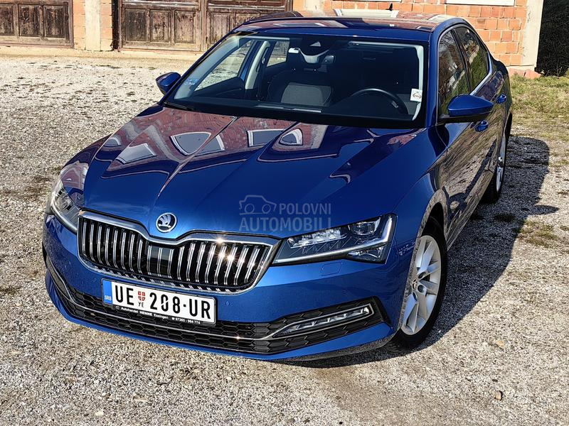 Škoda Superb 2022.god matrix