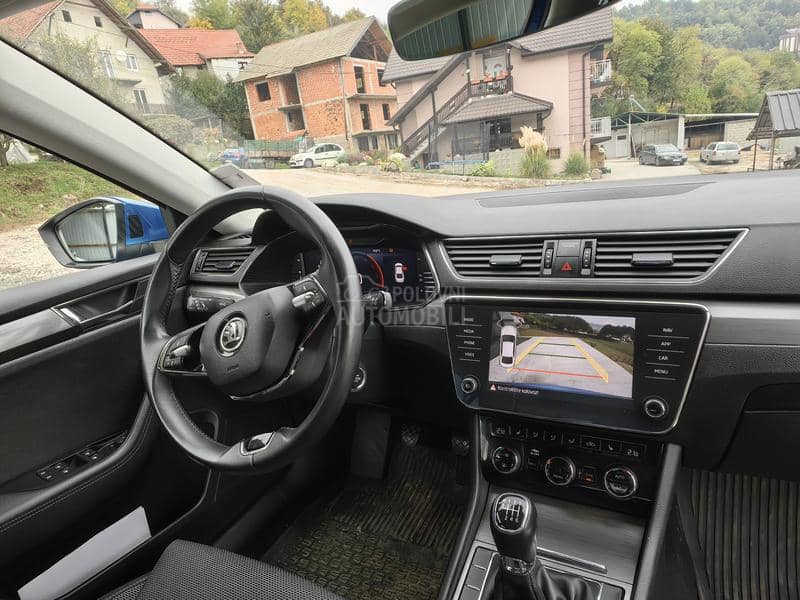 Škoda Superb 2022.god