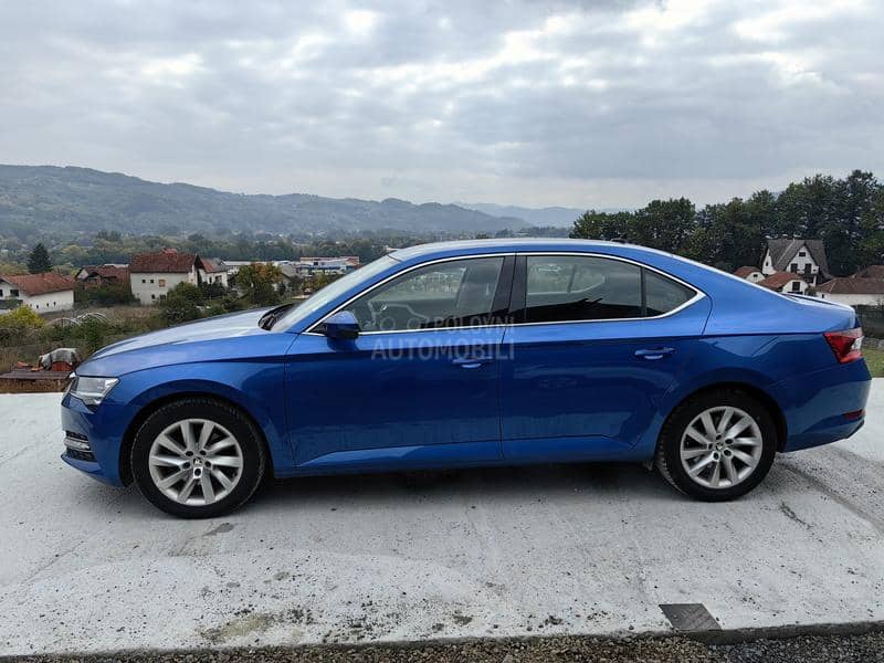 Škoda Superb 2022.god