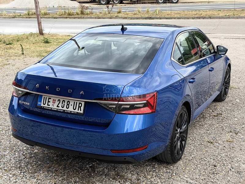 Škoda Superb 