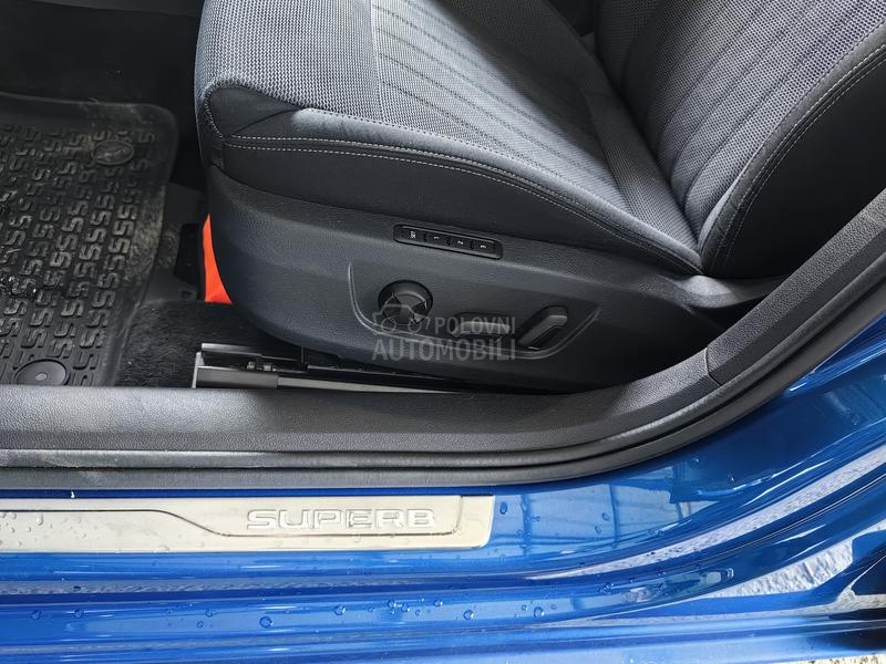 Škoda Superb 2022.god matrix