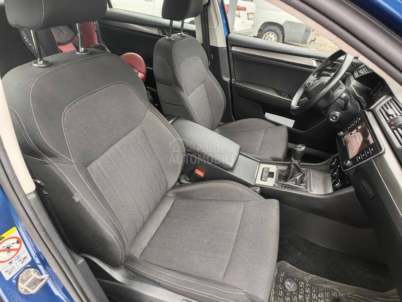 Škoda Superb 2022.god