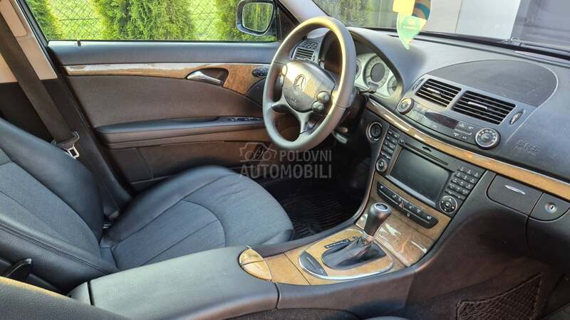 Mercedes Benz E 220 CDI AVANTGARDE