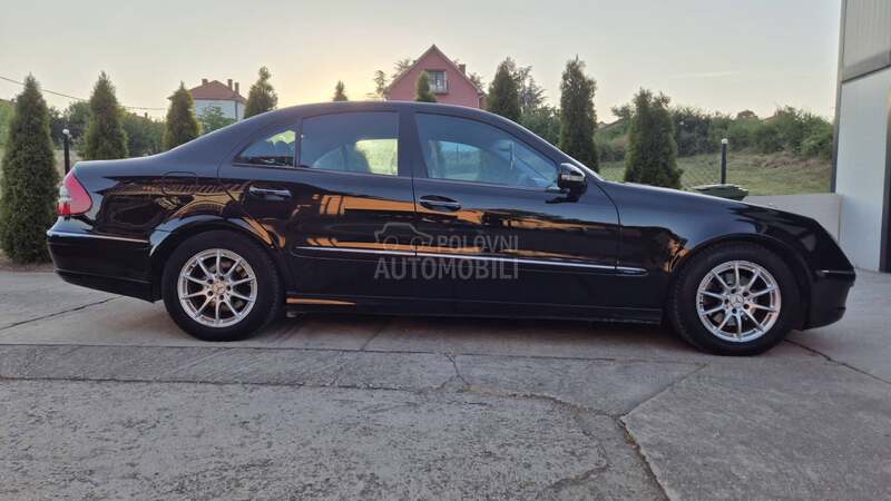 Mercedes Benz E 220 CDI AVANTGARDE