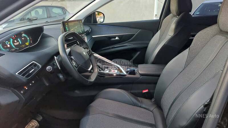 Peugeot 3008 1.6 Hybrid Allure