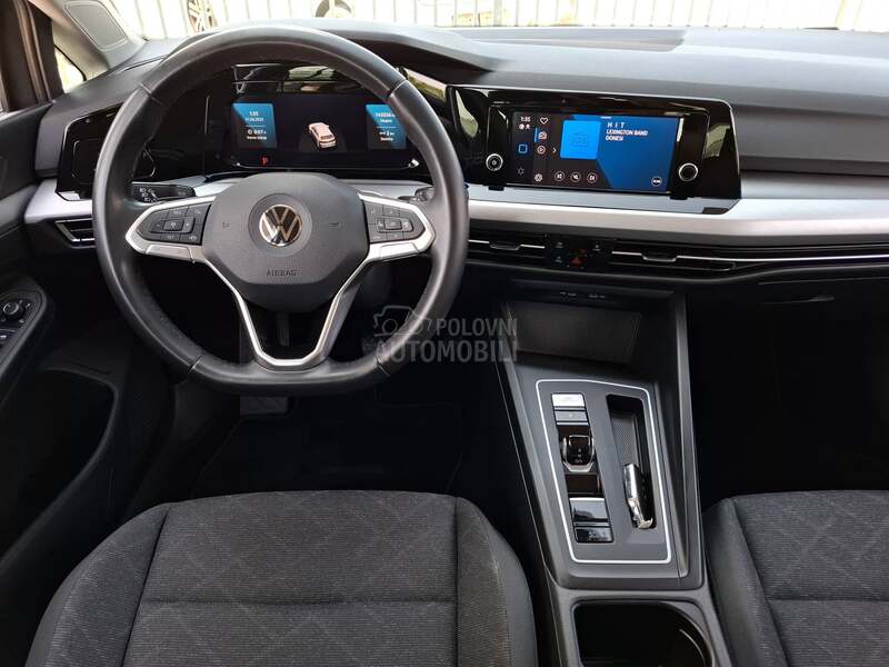 Volkswagen Golf 8 1.5 tgi virtual