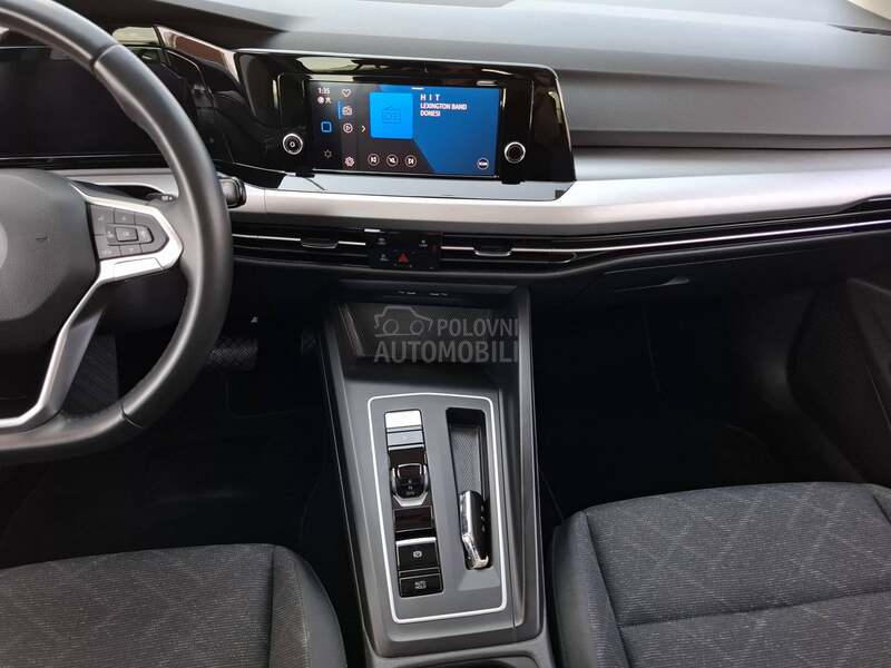 Volkswagen Golf 8 1.5 tgi virtual