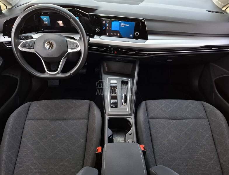 Volkswagen Golf 8 1.5 tgi virtual