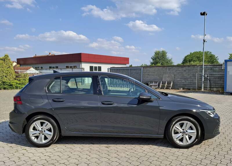 Volkswagen Golf 8 1.5 tgi virtual