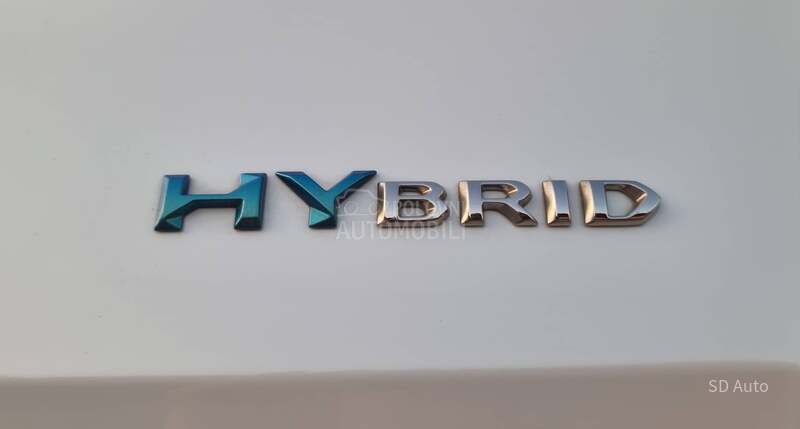 Peugeot 3008 1.6 Hybrid Allure
