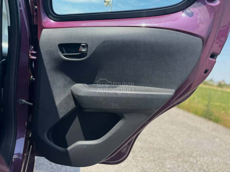 Peugeot 108 1.0 B / N.O.V / 92H