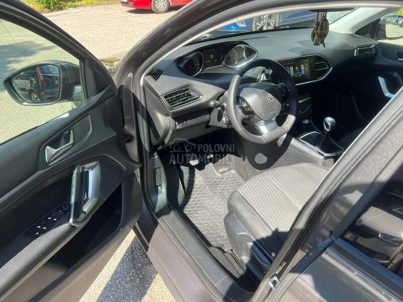 Peugeot 308 BlueHDI