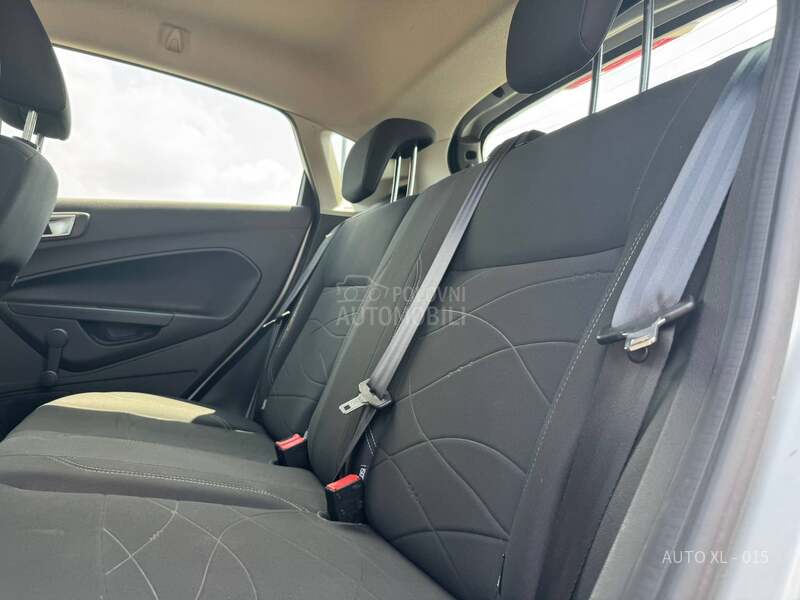 Ford Fiesta 1.5 TDCI / TITANIUM