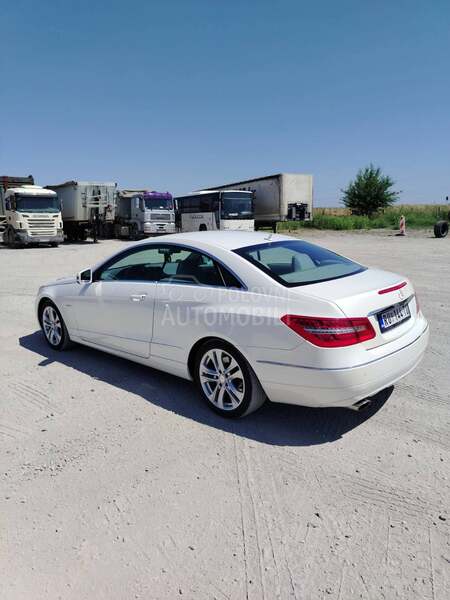 Mercedes Benz E 200 E 200 CGI