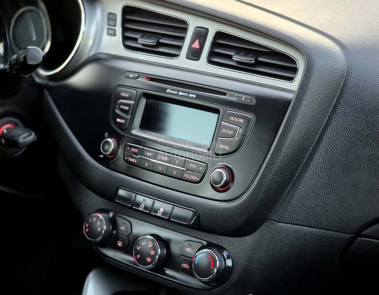 Kia cee`d 1.6 GDI, CH