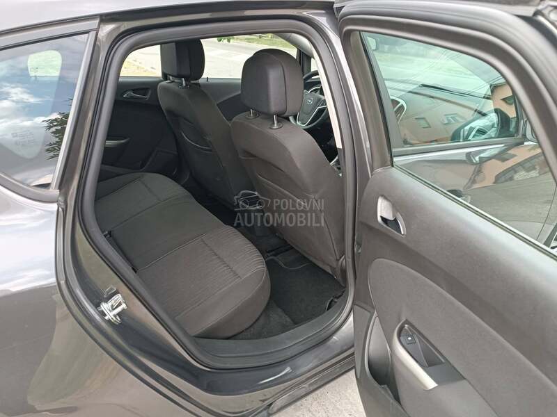 Opel Astra J 1.7 CDTI