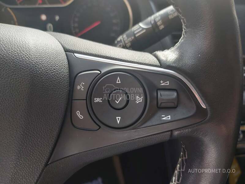 Opel Grandland X INNOVATION 1.5D AT