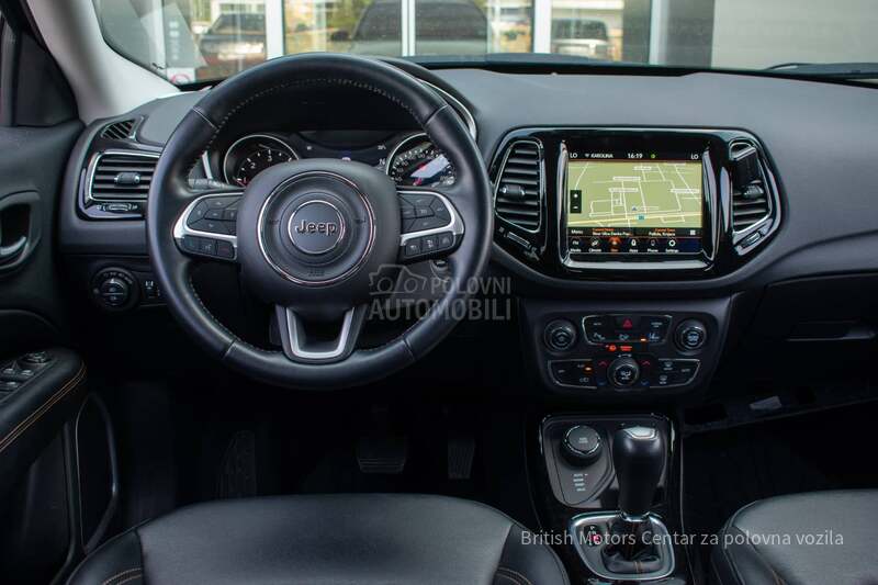 Jeep Compass 