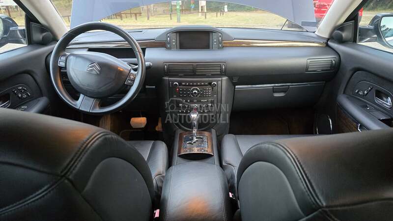 Citroen C6 3.0 HDi exclusive CH