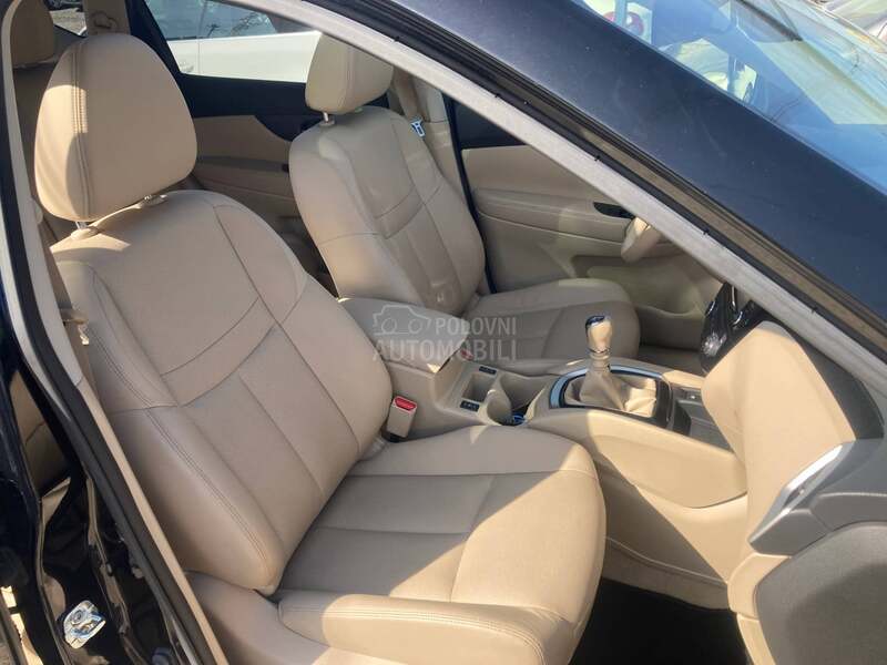Nissan X-Trail 1.6 dCi Pan Tecna 7