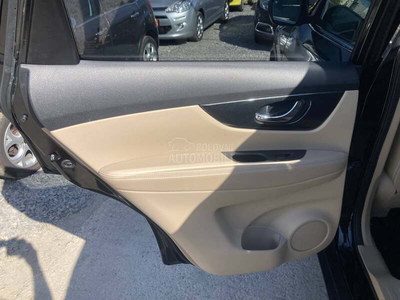 Nissan X-Trail 1.6 dCi Pan Tecna 7