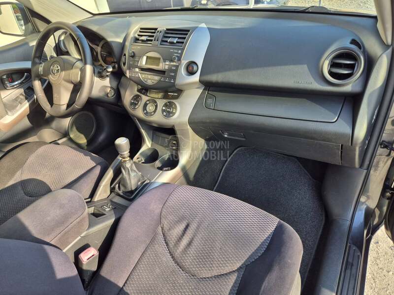 Toyota RAV 4 2.2d4d
