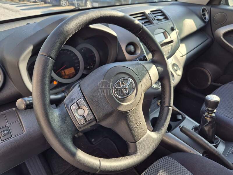 Toyota RAV 4 2.2d4d