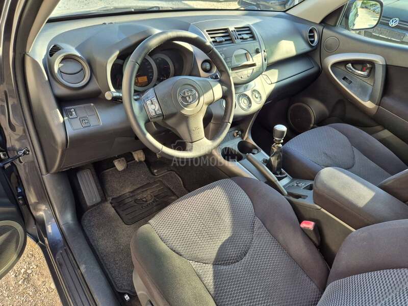 Toyota RAV 4 2.2d4d