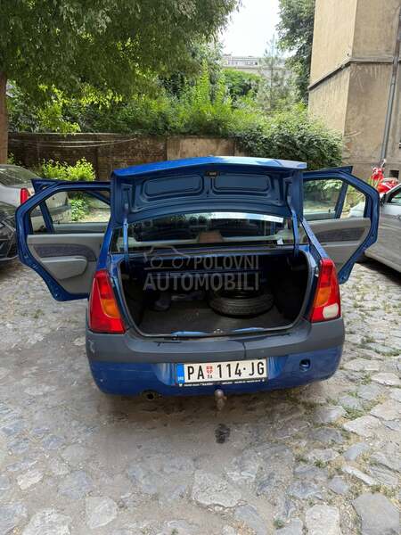 Dacia Logan 