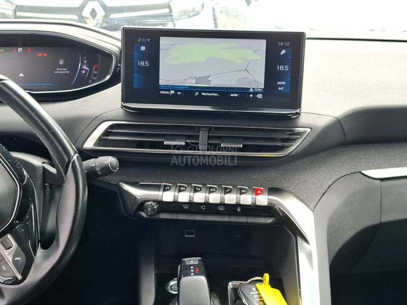 Peugeot 5008 1.5 BLUEHDI